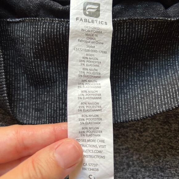 Fabletics Gray Black Seamless Arlene Crop Leggings Size S - Picture 3 of 6